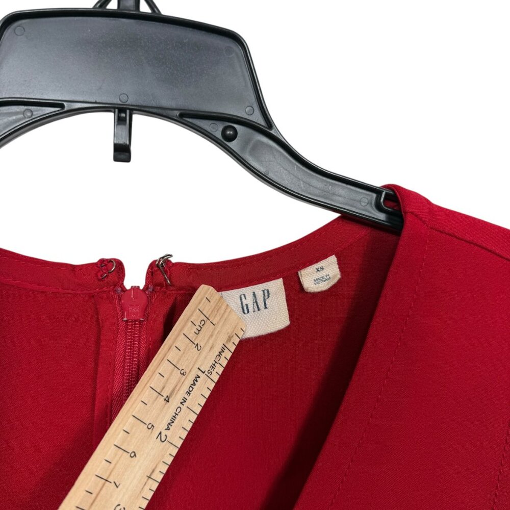GAP Shift Dress XS Red V Neck Pockets Valentines Business Casual Sleeveless - Picture 4 of 11